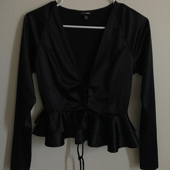 Black satin esque waist ties v cut - Picture 2 of 3